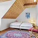 7 Bedroom Stunning In - D70125
