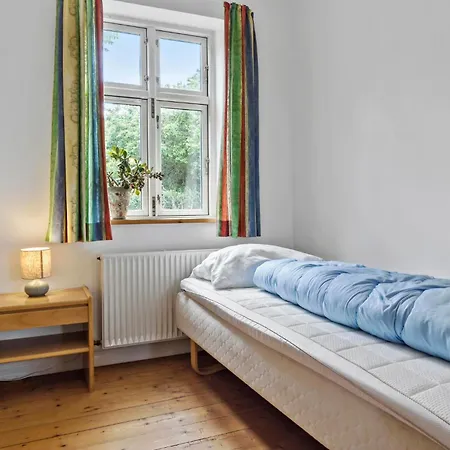 7 Bedroom Stunning In - D70125 *