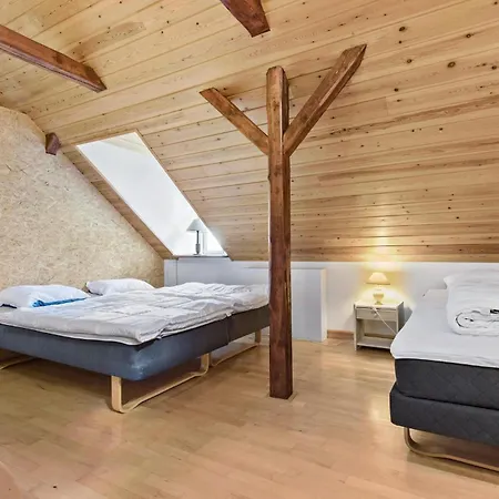 7 Bedroom Stunning In - D70125 Grenå