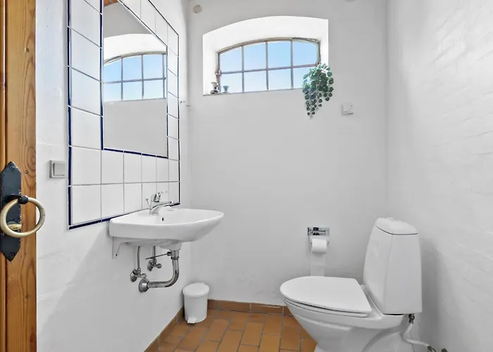 7 Bedroom Stunning In - D70125 펜션 *
