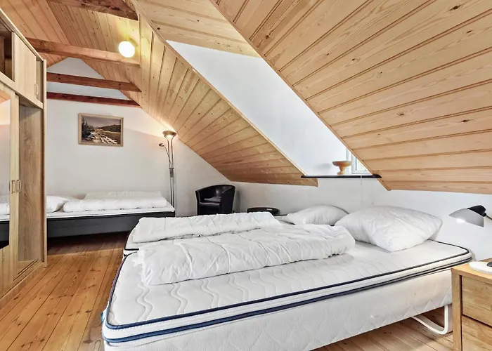 펜션 7 Bedroom Stunning In - D70125 그레나