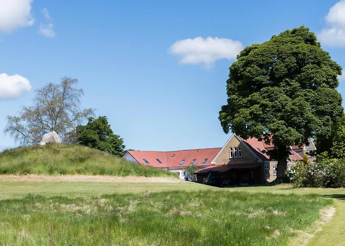 7 Bedroom Stunning In - D70125 Feriehus Grenå