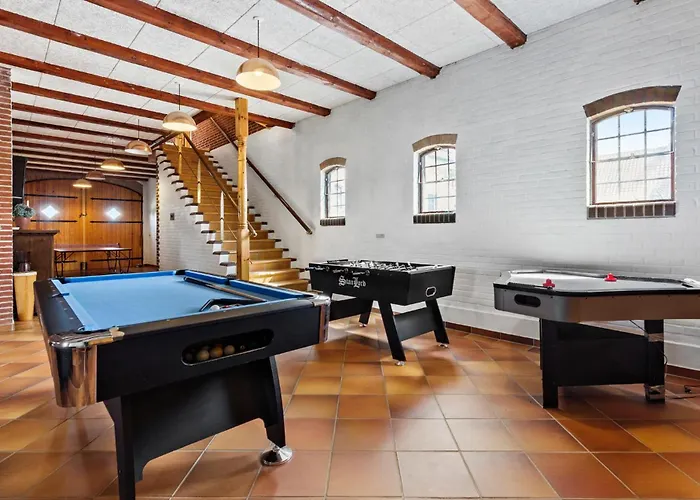 7 Bedroom Stunning In - D70125 그레나